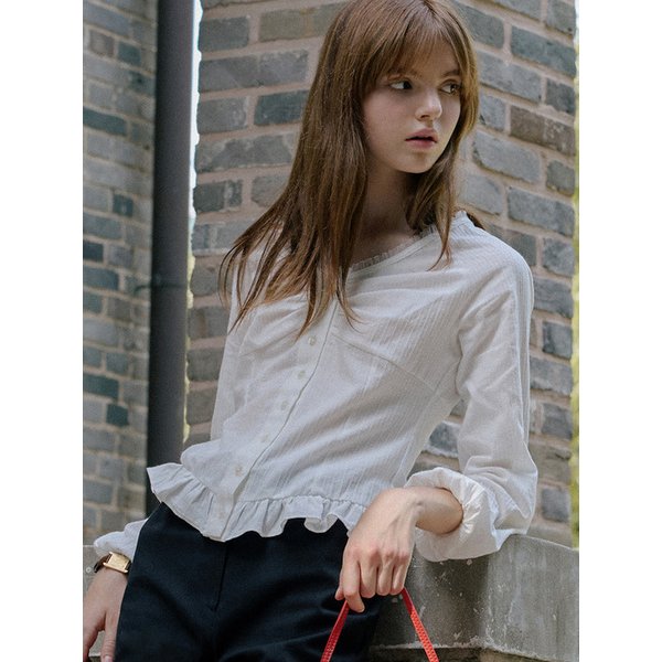 [인플루언서 PICK!] 레이지 프릴 셔링 블라우스 ( 2 colors )