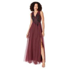 4288714 BCBGMAXAZRIA Long Tulle and Lace Applique Evening Dress