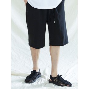 ONE TUCK BERMUDA PANTS BLACK