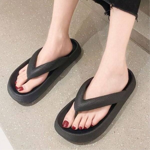 [옷자락] 여자 바캉스 블랙 화이트 키높이 쿠셔닝 샌들 쪼리