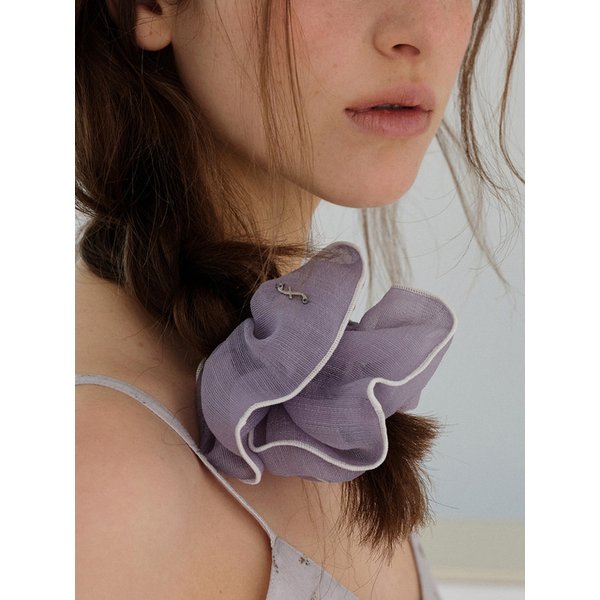 BLOOM FRILL HAIR SCRUNCHIE [ASH BLUE]