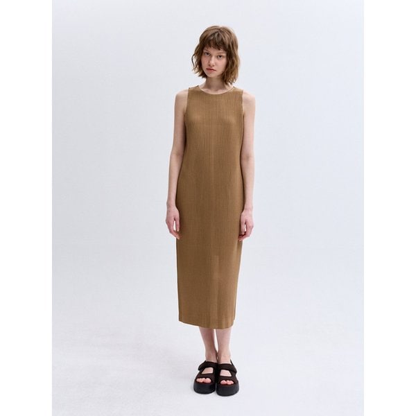 백슬릿 슬리브리스 원피스_APOPM126001