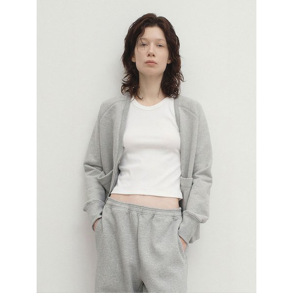 클로이 브이넥 집업 (2컬러)