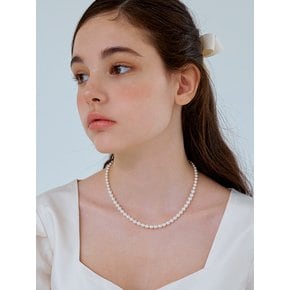 gradation swa pearl necklace