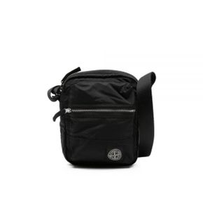 스톤아일랜드 25FW 9200015 Coated Nylon Metal InEconyl Pouch Bag (K2S15 S0251