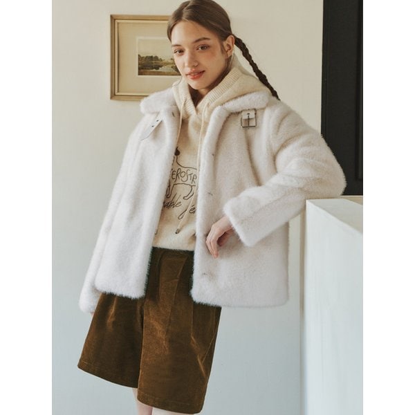 [2컬러] 소프트 하이넥 퍼 자켓