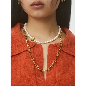FLOWER AND BIRD LEMON JADE NECKLACE