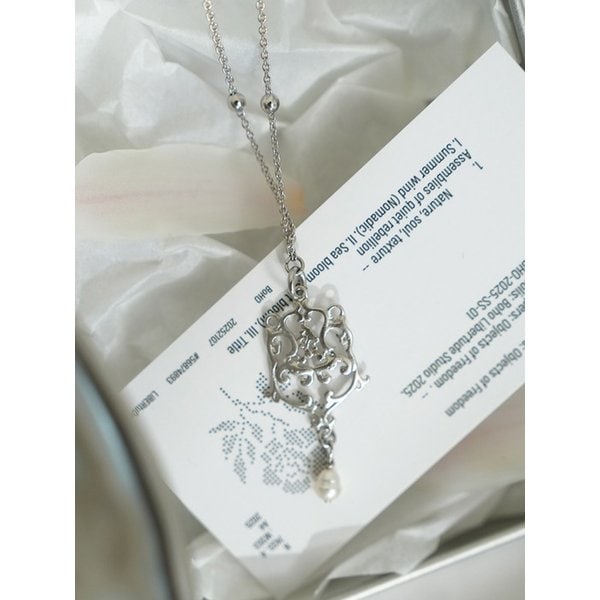 Oria Pearl Necklace