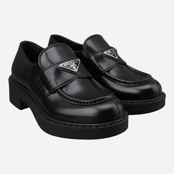 [시흥점] [프라다]6S 1D246M ULS F0002 여성 로고 브러시드 가죽 로퍼 블랙