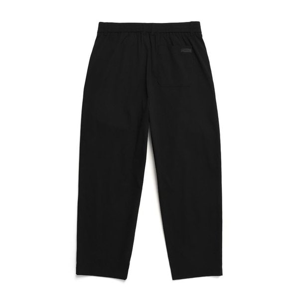 [여주점] N241MPT210 어반시티 커뮤터 기본핏 팬츠 카본블랙