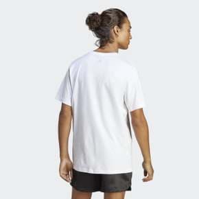 [남녀공용] 실용적인 데일리 티셔츠인 에센셜 싱글저지 빅로고 반팔티(IC9349)