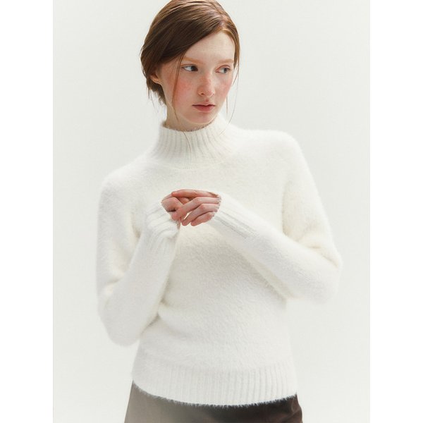 소프트 하프넥 니트(MAFDKN01NWH)