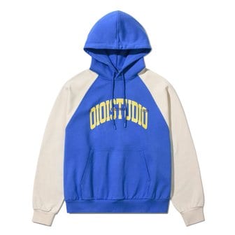 5252 BY O!Oi CURVED LOGO RAGLAN HOODIE_BLUE