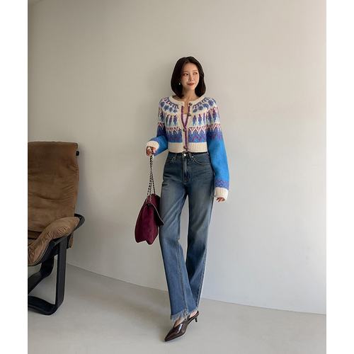 다바걸 / 스톡노르딕크롭가디건