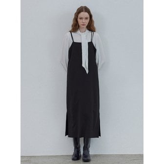 르스튜디오 BACK U-RING SLEEVELESS DRESS_BLACK