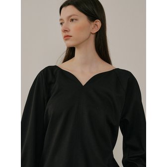 ourcomos comos624 Belt V-neck blouse (black)