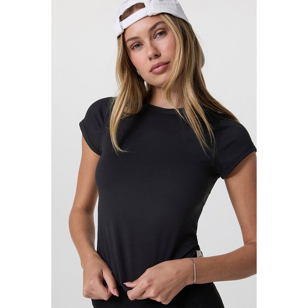 [여성] 반팔 헤일로 베이비 티_블랙 VR26121051000