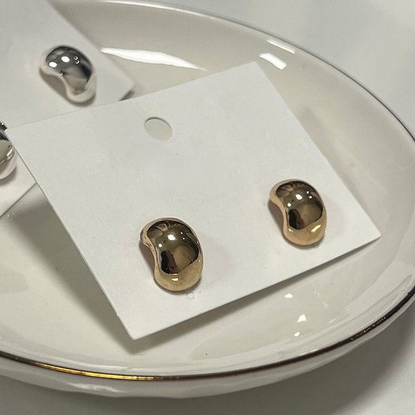 [옷자락] 여자 심플 클래식 볼드 가을하객룩 콩 귀걸이