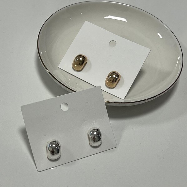 [옷자락] 여자 심플 클래식 볼드 가을하객룩 콩 귀걸이